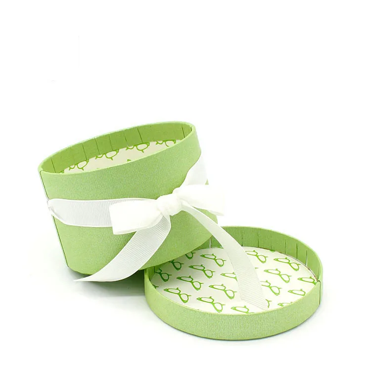 small green round ring box